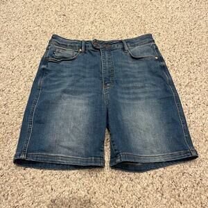 Judy Blue Bermuda Jean Shorts Sz L Medium Wash High Waist Denim Stretch Comfort